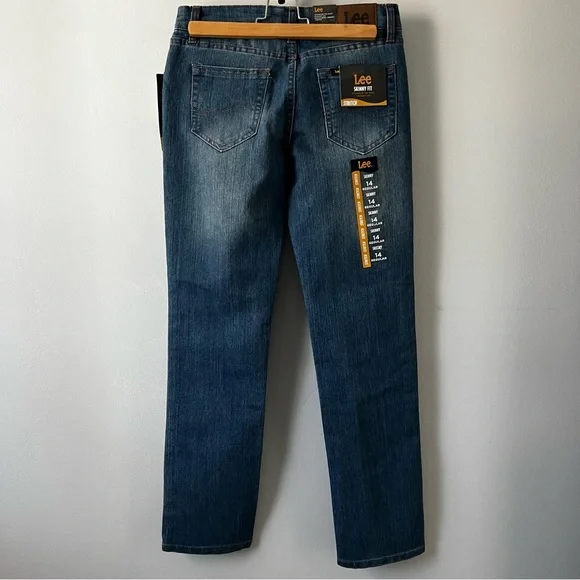 Lee Women's Blue Jeans - Picture 2 of 13